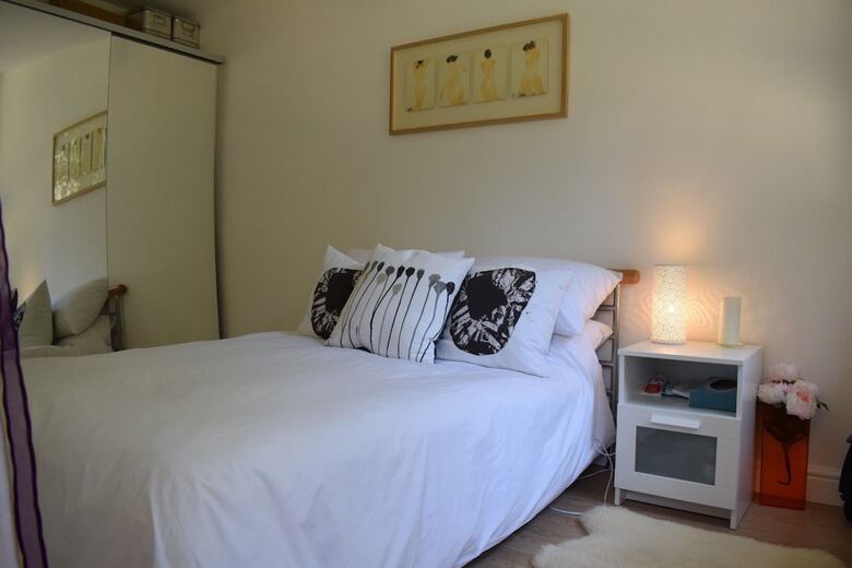 Apartamentos 2 Bedroom Home In Angel
