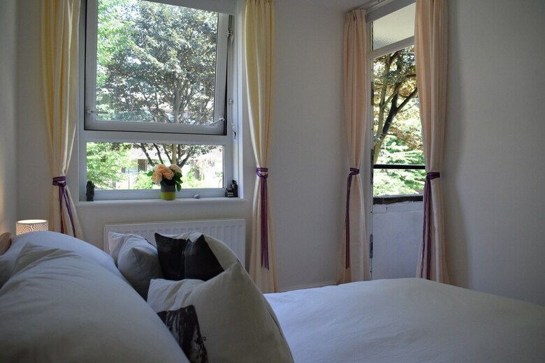 Apartamentos 2 Bedroom Home In Angel