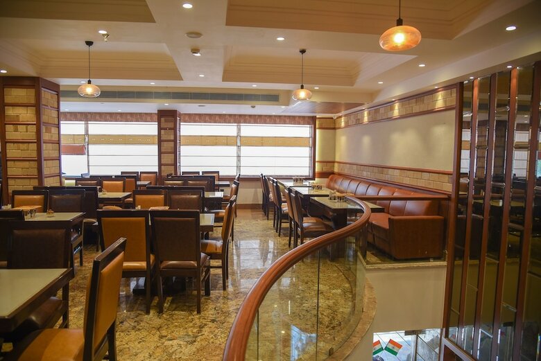 Hotel Bharawan Clarks Inn Express