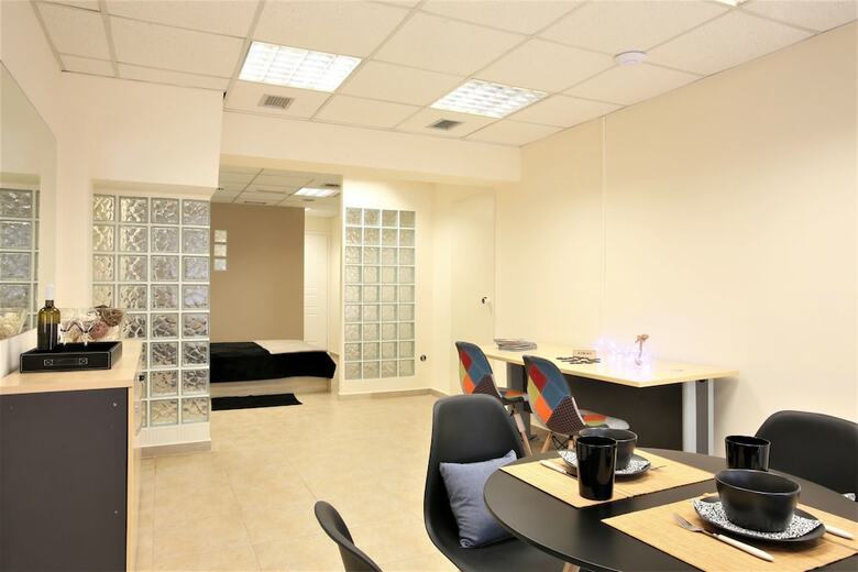 Apartamentos Gk Airport Suites