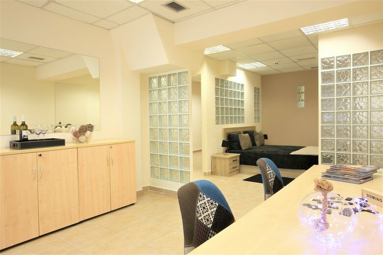 Apartamentos Gk Airport Suites