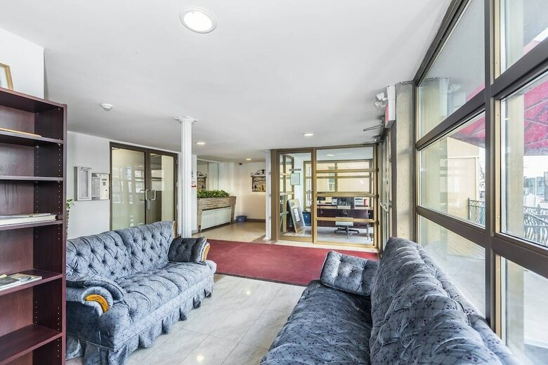 Apartamentos Magnificent Studio At Leaside -10 Mins To Downtown
