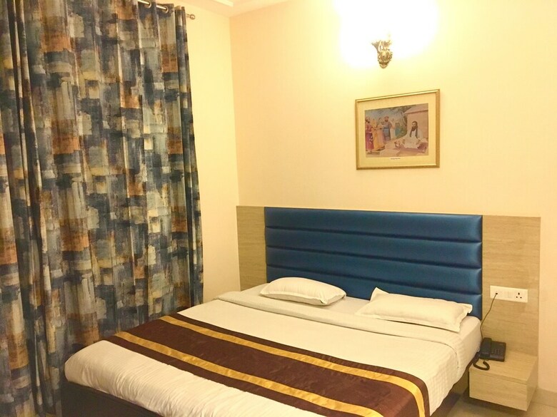 Hotel Cj International