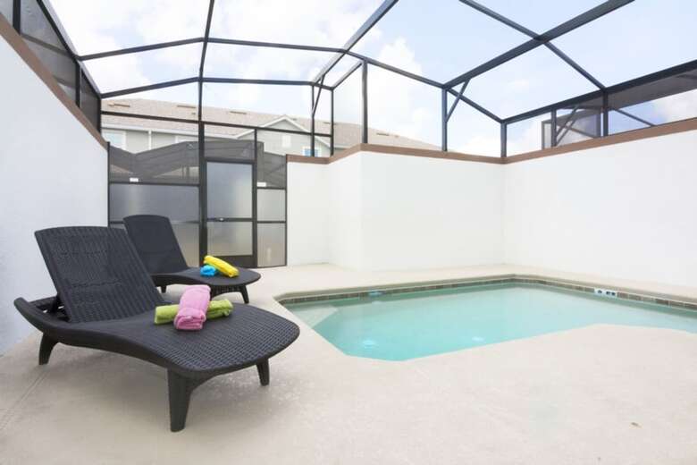 Amazing Decor Townhome Sl3078