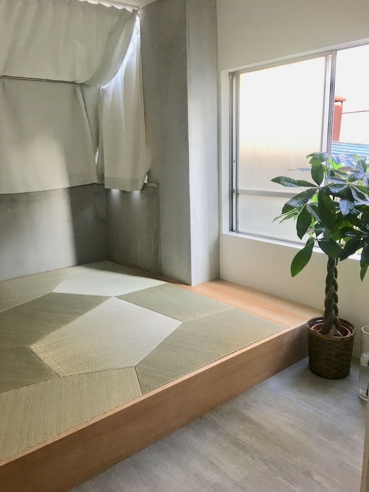 Hostal Hostel Haru