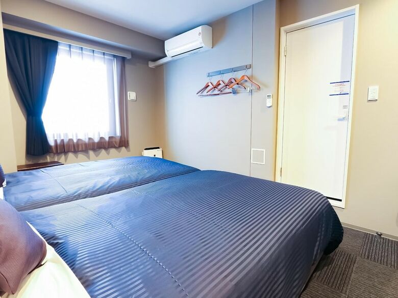 Hotel Livemax Yokohamaeki-nishiguchi