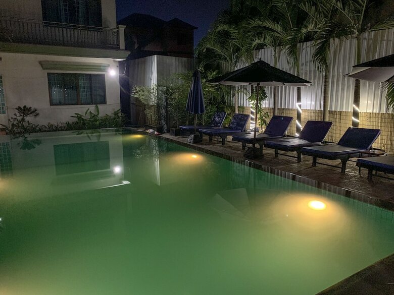 Hotel Cheata Inn