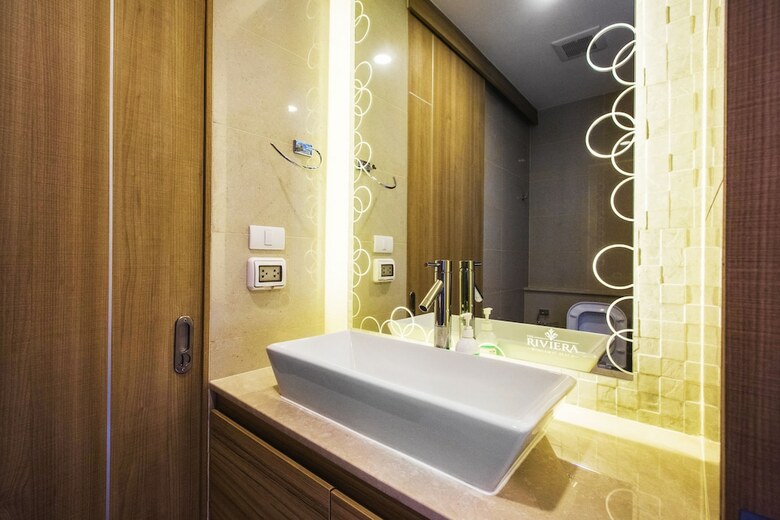 Riviera Wongamat Condo By Favstay