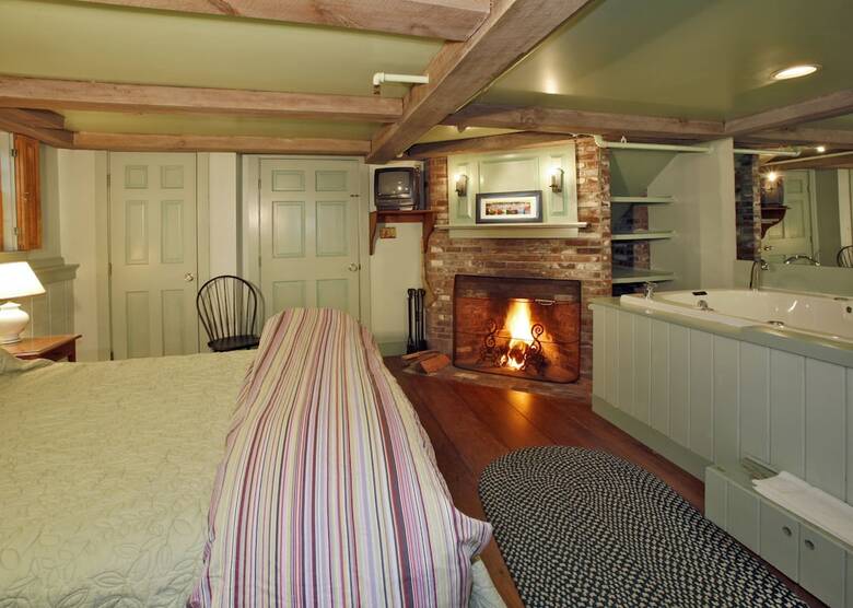 Bed & Breakfast Inn At Bath
