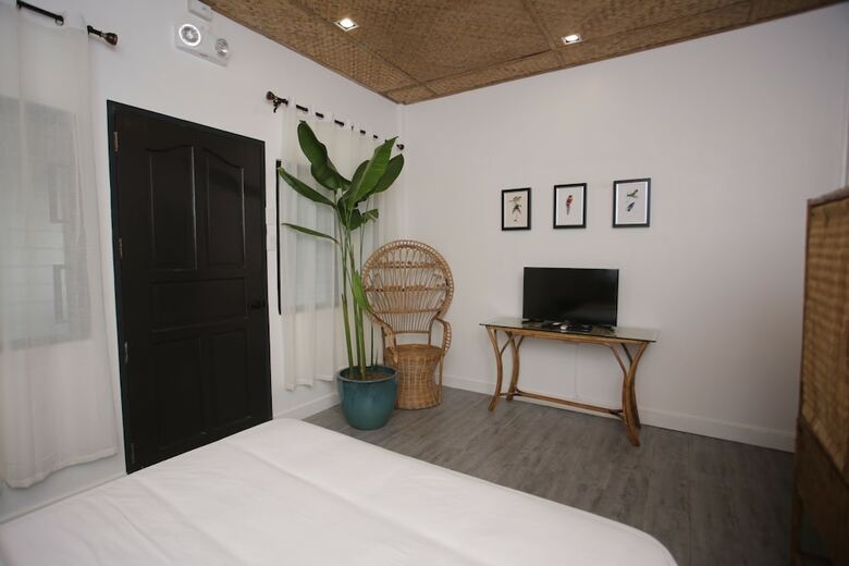 Hotel The Colonial