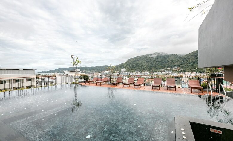 Rak Elegant Hotel Patong