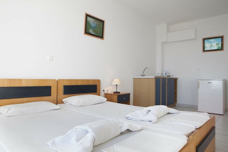 Casa de Blue Studios & Apartments