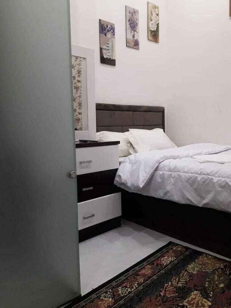 Hostal Gardenia Hotel