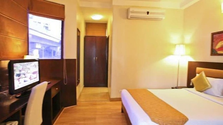 Hotel Clarks Inn Kailash Colony