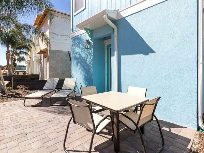 Hotel Margaritaville Cottages Orlando By Vstays