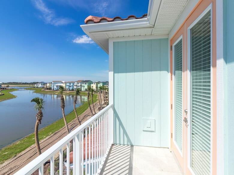 Hotel Margaritaville Cottages Orlando By Vstays