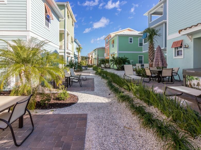 Hotel Margaritaville Cottages Orlando By Vstays