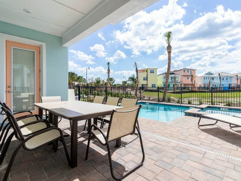Hotel Margaritaville Cottages Orlando By Vstays