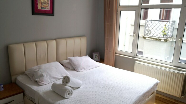 Hostal Windrose Hostel