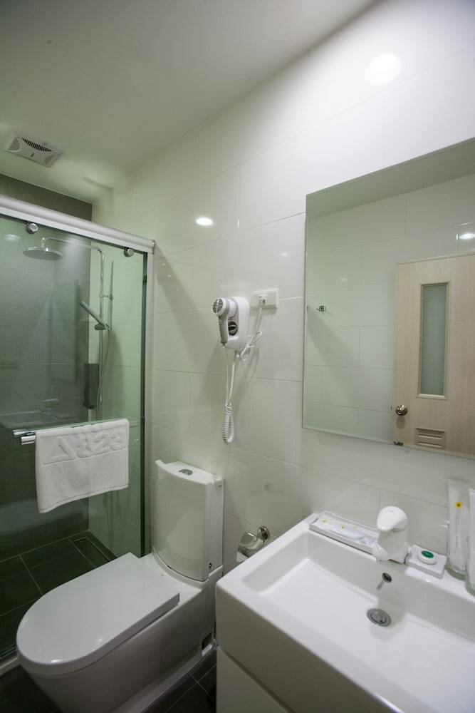 823-tourist Hotel