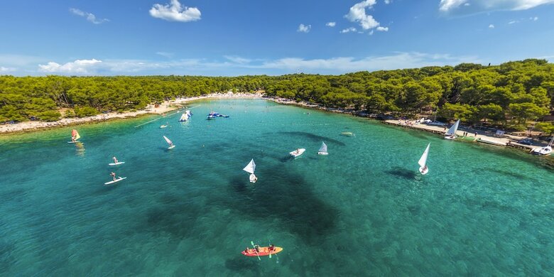 Pine Beach Pakostane