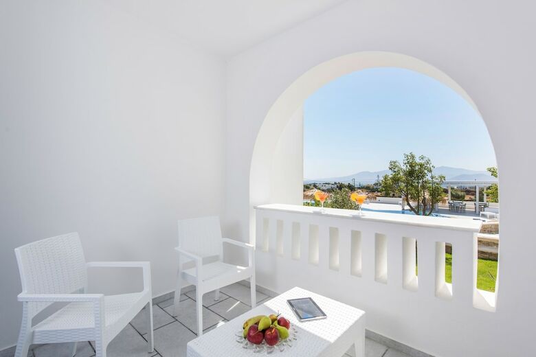 Apartamentos Cycladic Islands Hotel & Spa