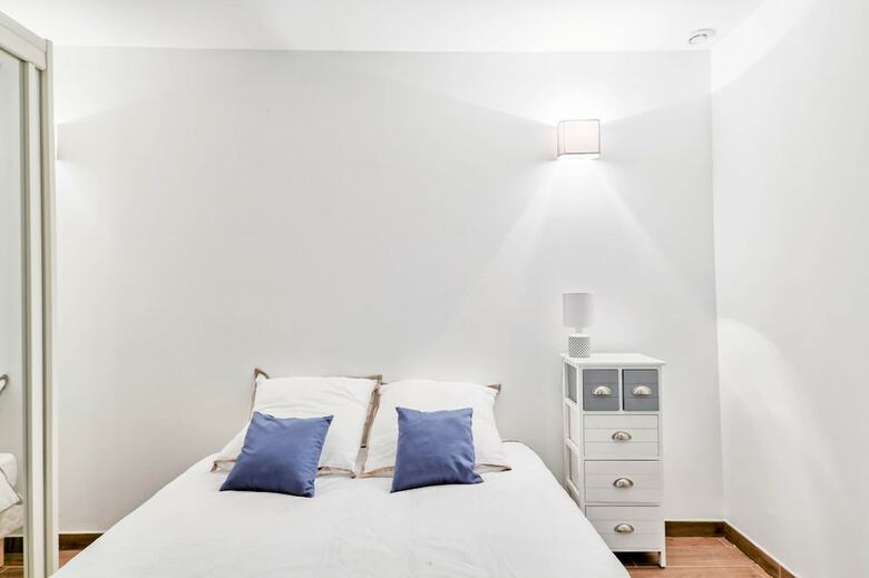 Tamaris Corner House