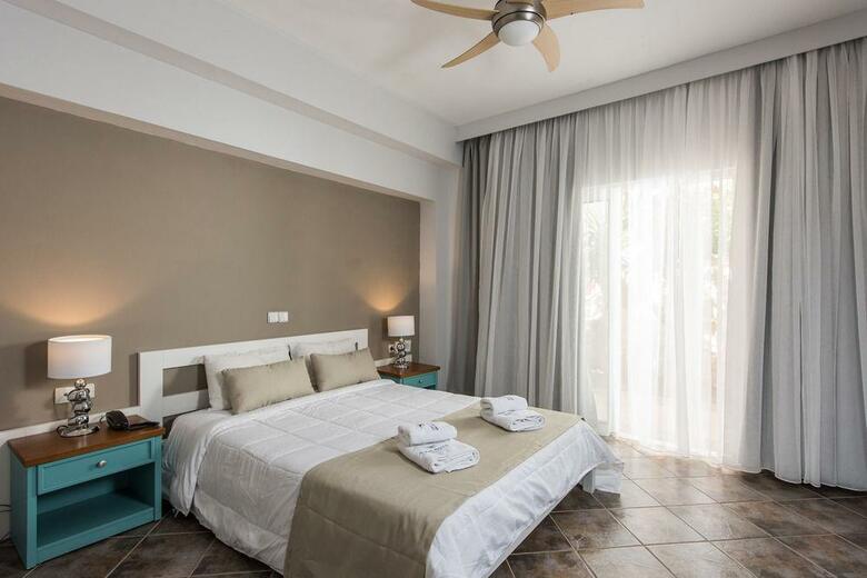 Balos Beach Hotel
