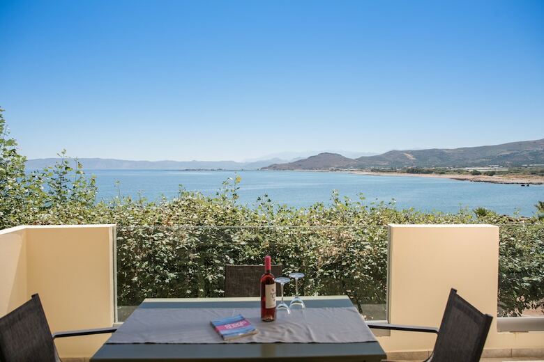 Balos Beach Hotel