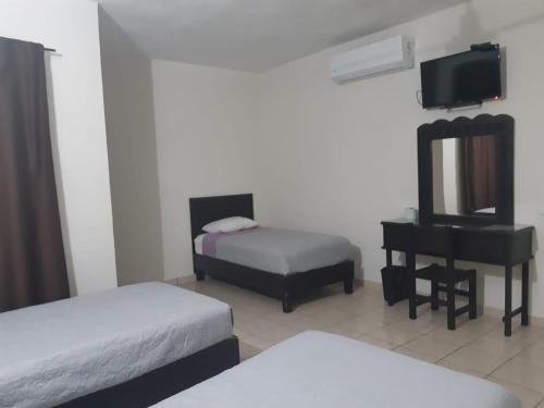 Hotel Tanos