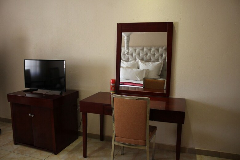 Hotel Golden Pillow Choma