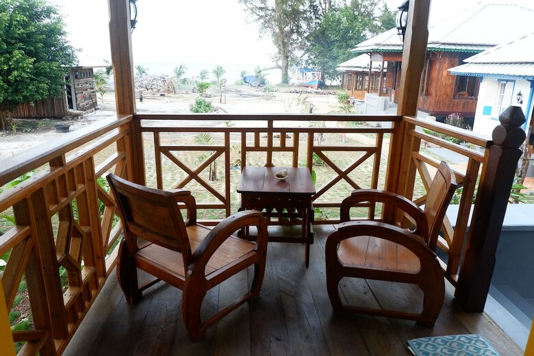 Bed & Breakfast Rock And Wreck Dive Resort