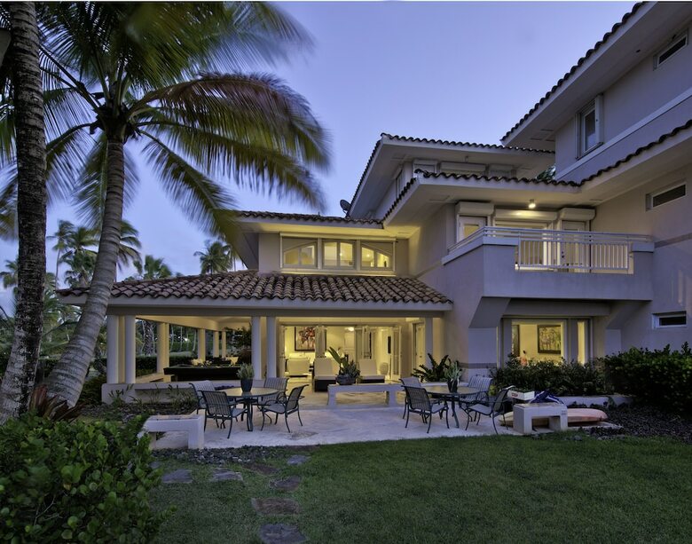 Villa Dorado Beach Cottages 14