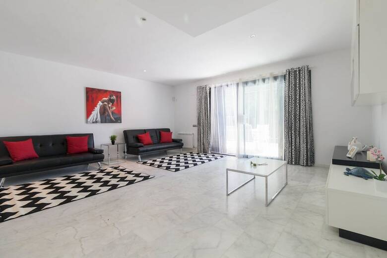 Villa Solomia Ref. 1067