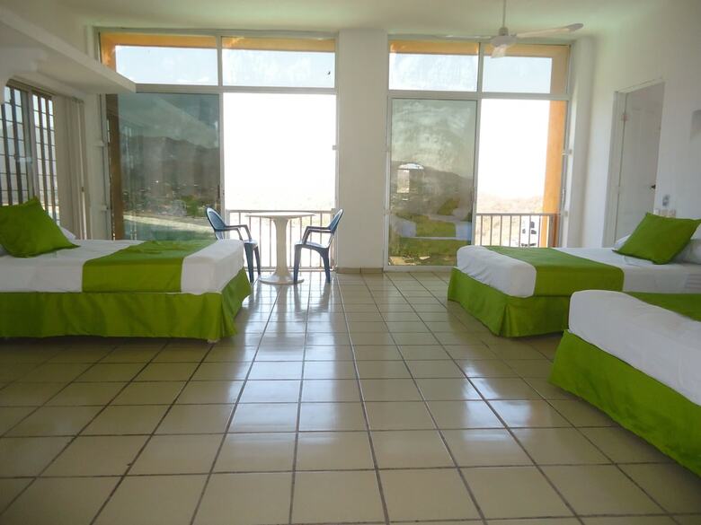 Hostal Casa Mexicana La Reyna