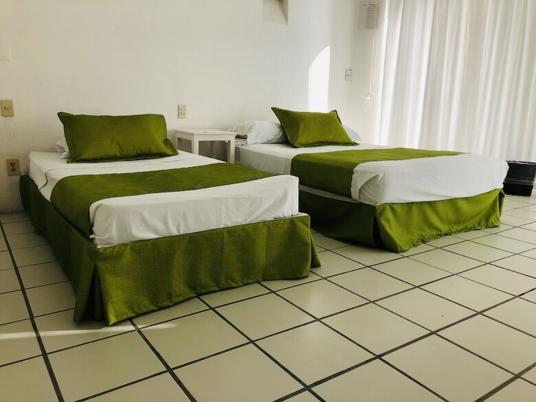 Hostal Casa Mexicana La Reyna