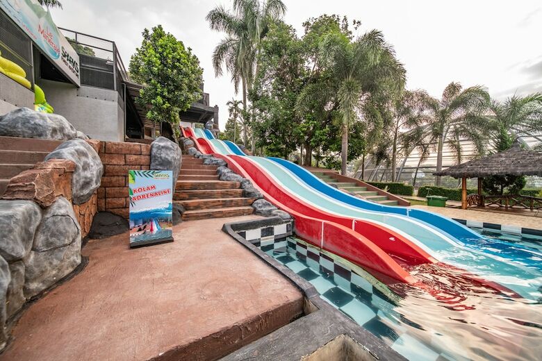 Hotel Sparks Forest Adventure Sukabumi