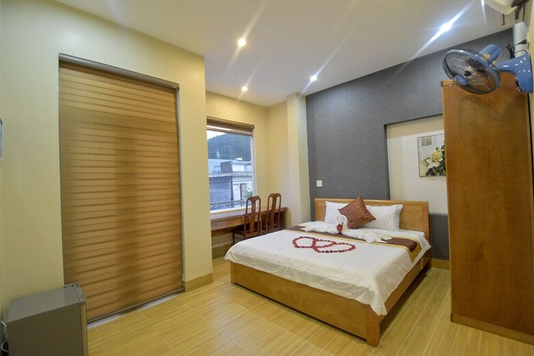 So Ri Hotel