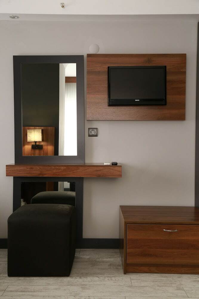 Hotel Azra Suite Otel