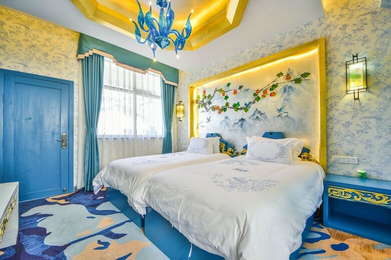 Floral Hotel Dali New Zhaoli