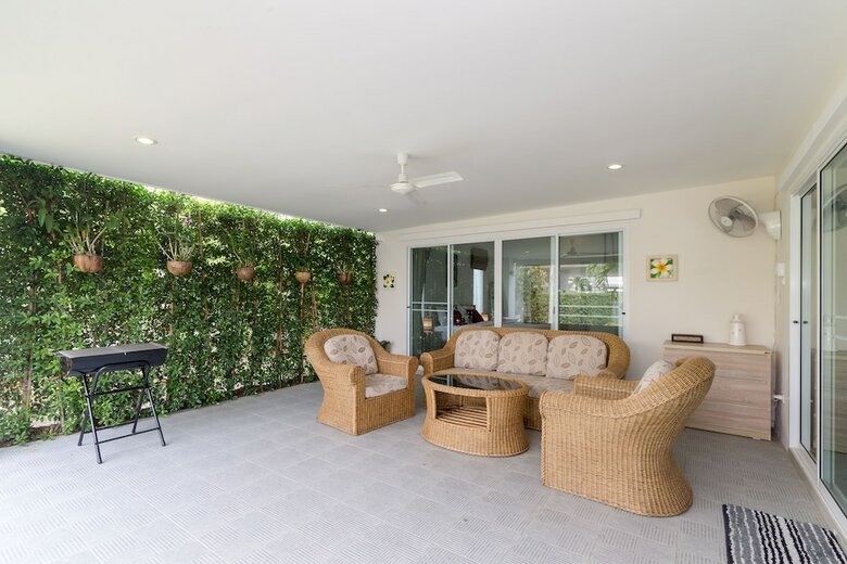 Private Pool Villa With 3 Bedrooms L67