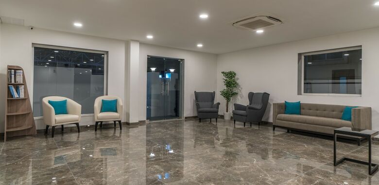 Bed & Breakfast Skyla Serviced Suites