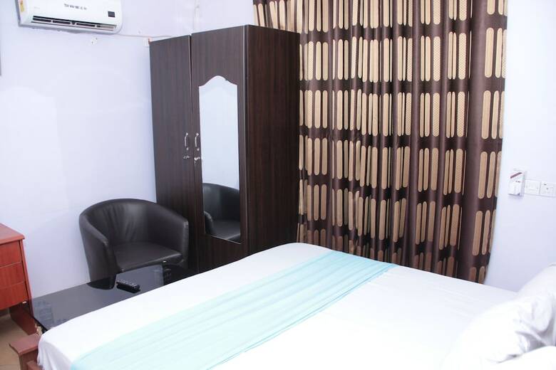 Nbangba Hotel