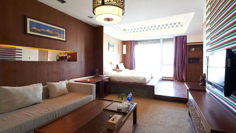 Floral Hotel Shangri-la Budange