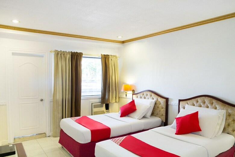 Hotel Oyo 137 Residencia Rsy Condotel