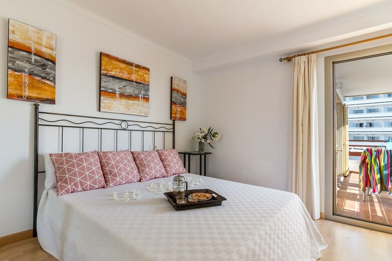 Apartamentos Roses