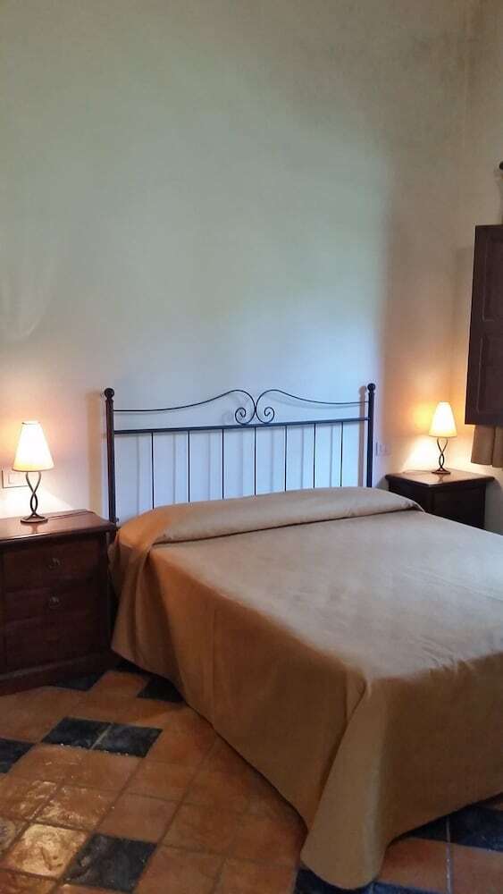 Agroturismo La Torre Rossa