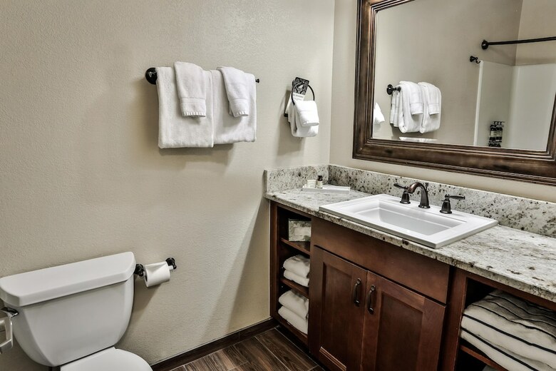 Hotel The Springs Resort & Spa