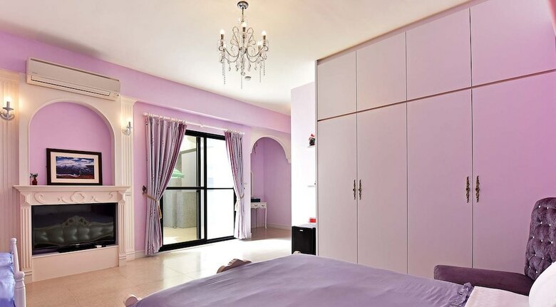 Hotel Love 3 Cubed