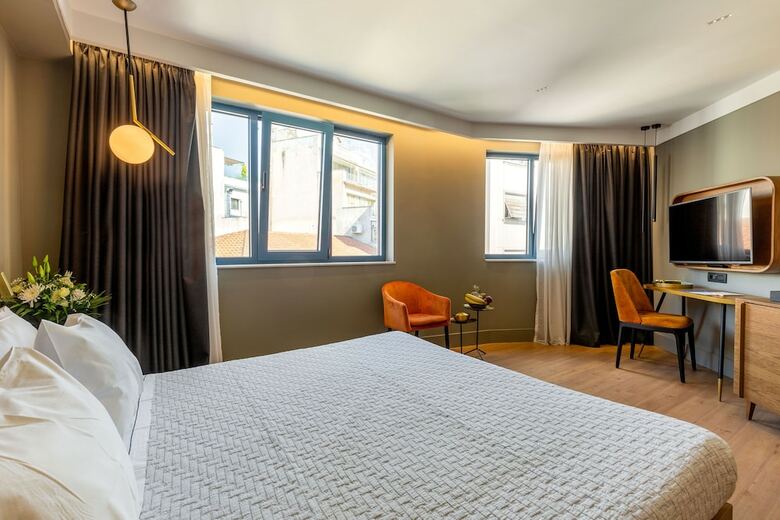 Hotel Bob W Eolou